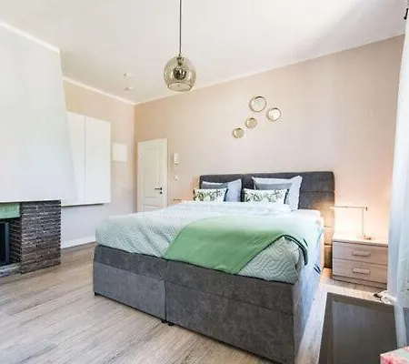 Apartment Suite A Bad Camberg